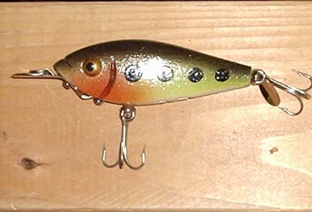 Shop the Muse: Hand Carved Fishing Lures - The Muse - Lake of the Woods  Museum